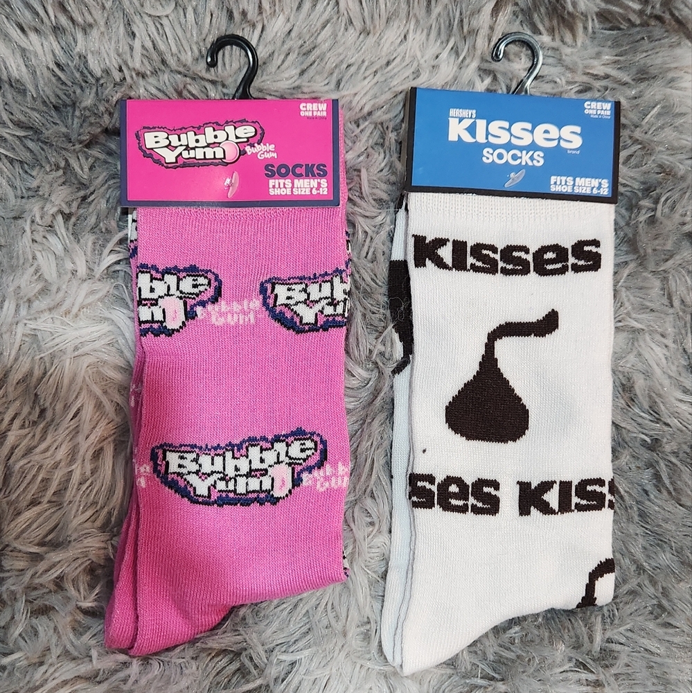 Kisses & Bubble Yum Graphic Socks Set